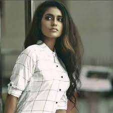 Priya prakash varrier is an indian film actress, model, and singer from kerala who mainly works in malayalam, tamil, telugu films. Priya Prakash Varrier Bio Filmography Latest Upcoming Movies Videos News 2019 Desimartini