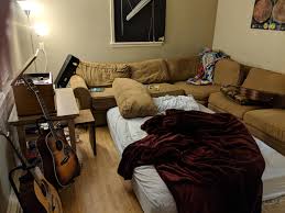 Lots of bedding essentials to choose from. Yall Are Lookin At Male Living Spaces All Wrong Malelivingspace