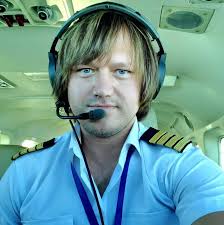 Muğla'nın Gökyüzü Kahramanı Hasan Bahar, Hırvatistan'da Şehit Oldu.  Çanakkale'den kalkarak bakım için Hırvatistan'a giden yangın söndürme uçağı  düştü. Kazada, uçakta bulunan pilot Hasan Bahar'ın şehit olduğu açıklandı.  Edinilen bilgilere göre ...