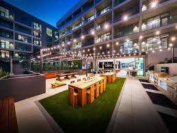 Eighth And Grand Apartments Los Angeles Ca Apartments Com Courtyard Design Apartment Rooftop Co Housing