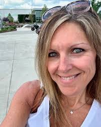 Vanessa Moxley's Instagram, Twitter & Facebook