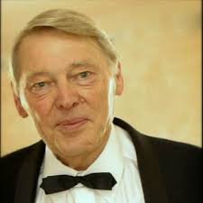 Amazon.com: C. Harry Kahn: books, biography, latest update