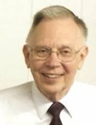 Lloyd Lind's Instagram, Twitter & Facebook