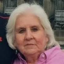 Doris Militello's Instagram, Twitter & Facebook