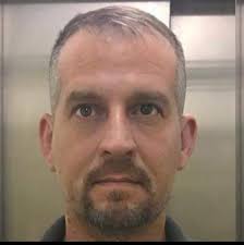 Vajon milyen csalásokra készül Orbán Viktor a mesterséges intelligencia  felhasználásával a választásokhoz közeledve? Vajon miért nem volt hajlandó  a Fidesz aláírni a TISZA által javasolt választási Etikai Kódexet? Vajon  milyen betárazott lejárató