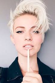 45 Cute Haircuts For Oval Faces Lovehairstyles Com Oval Face Haircuts Blonde Pixie Hair Oval Face Hairstyles