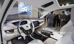 Yanfeng Automotive Interiors Displays An Autonomous Concept Car With Picture Id488454736 1024 616 Car Console Concept Cars Automotive Interior