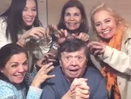 The latest tweets from @chabelooficial Chabelo Catafixia La Fama Por La Familia El Democrata