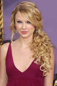 We have brilliant ideas for every hair texture and color! 16 Best Haircuts For Long Hair Inspired By Indian Summer Indian Makeup And Beauty Blog Beauty Tips Eye Makeup Smokey Eyes Zuri
