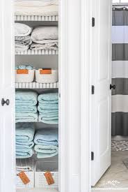 Best way to organize linen closet. How To Organize Your Linen Closet Efficiently
