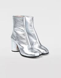 Maison margiela boots are made in italy and therefore use italian shoe sizing (same as european). Maison Margiela Silver Tabi Boots Women Maison Margiela Store