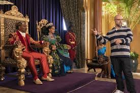 Coming to america is a 1988 american romantic comedy film directed by john landis and based on a story originally created by eddie murphy, who also starred in the lead role. 8h9y0hz1ltbzbm