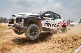 Established in 2006, the company is operated by more than 500 professionals and labors across our mining concessions.solid tambang indonesia produces more than 3,500,000 million tons annually and. Sambangi Pekanbaru Mitsubishi Motors Berikan Masyarakat Kesempatan Mengenal New Triton Di Medan Off Road Siaran Pers Mitsubishi Motors Indonesia