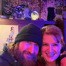 Why businesses hide their addresses?