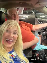 With Crystal Goodman, Ray Goodman Faye Goodman Phillips Rebecca Carter  Ferunden. It's time! Yep, I wore my Jammies cause it was really early!