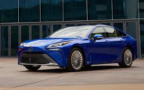 Find a new hybrid at a toyota dealership near you, or review different prius variants online. Este Es El Nuevo Toyota Mirai El Coche De Hidrogeno De Toyota Con 850 Km De Autonomia Novedades Hibridos Y Electricos Coches Electricos Hibridos Enchufables