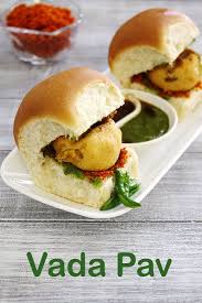 Vada Pav Recipe 2 Ways Spice Up The Curry Recipe Pav Recipe Indian Food Recipes Vegetarian Vada Pav Recipe