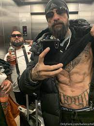 Babo de Cartel de Santa muestra el Pack sin ropa en OnlyFans