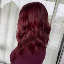 Pin By Maria Arevalo Berduo On Proyectos Que Debo Intentar In 2020 Wine Hair Beauty Hair Color Long Red Hair