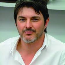 Issue: 27 October 2010