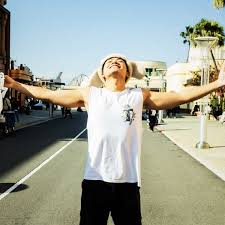 王ADEN Albums: songs, discography, biography, and listening guide