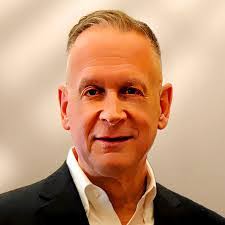 Tom Critchlow's Instagram, Twitter & Facebook