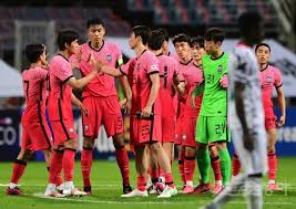 가나 축구 국가대표팀은 가나를 대표하는 축구팀으로 가나 축구 협회에서 운영 중이다. 7x Vo 9ye6chvm