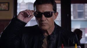 Антонио бандерас, кристина серафини, атанас сребрев и др. Sunglasses Ray Ban Rb4179 Frank Valera Antonio Banderas In Acts Of Vengeance Spotern