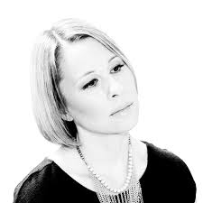 Singer/songwriter Erin Hunt gets to the heart of her album 'Brave New  World' with fourth single “Won't Give Up”