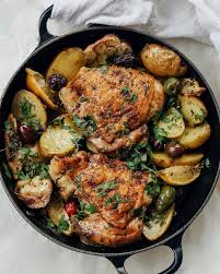 This White Wine Herb Roasted Chicken Recipe Is Featured In The Along With Many More Roast Chicken Recipes Chicken Dinner Recipes Herb Roasted Chicken