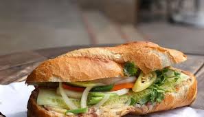 While i'll never say no to a banh mi of any variety, my favorite will always be the first banh mi i had: Hoa Banh Mi Xa Xiu á»Ÿ Quáº­n Ninh Kiá»u Cáº§n ThÆ¡ Foody Vn
