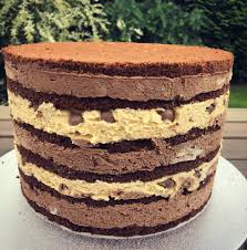 Fullungen Fur Die Hochzeitstorte Schoko Vanille Maltesers Sanelas Tortenwelt Hochzeitstorten Buckeburg Minden Han Fullung Fur Torten Schoko Hochzeitstorte