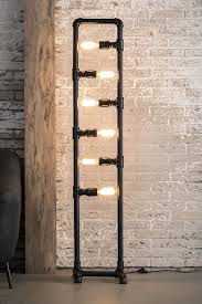 Stehlampe Industrial Wohnaura Lampen Design Einrichten Inneneinrichtung Interior Interiordesign Raum Industriedesign Lampen Coole Beleuchtung Stehlampe
