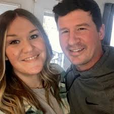 Alicia Brauninger (@LeeshusLoo)