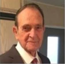 Erin Proffitt's Instagram, Twitter & Facebook