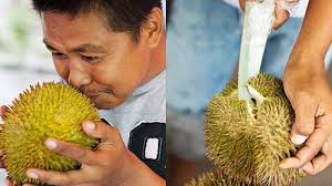 Jangan Minum Minuman Jenis Soda Setelah Makan Durian