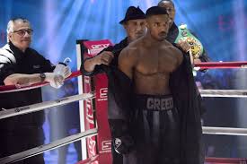 Adonis johnson nem ismerte apját, a nehézsúlyú világbajnok apollo creedet, aki többek közt rocky balboa ellenfele is volt a ringben. Hirpub Florian Munteanu Cimke