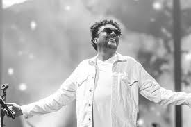 Alyx Nelson, Cole Story named Lynn English's GBL Scholar ...