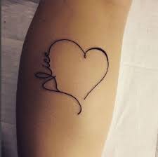 Mit Diesen Tattoo Schriften Schreiben Wir Unsere Botschaft Fur Die Ewigkeit Wir Haben 25 Inspirierende Ideen Fur Tattoo Schr Tattoo Fonts Tattoos Mini Tattoos