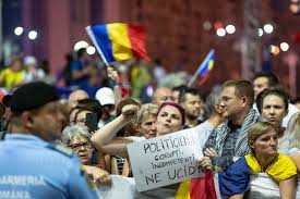 Procurorii parchetului de pe lângă judecătoria sector 1 bucureşti au deschis un dosar penal şi fac cercetări după ce un număr de 169 de jandarmi dintre cei care au participat la protestul din 10 august au reclamat că au fost agresaţi fizic şi moral. Bucuresti Protest 10 August 2019 Inquam Photos