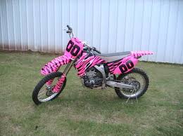 Fun Picture By Allison Peltier Inspiring Photo Dirtbikes Dirt Bike Girl Motocross Mini moto tr50f rosa aro 10. pinterest