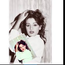 و لا تزال موضة حقيبة الخصر مستمرة، وهي حاضرة دائماً في جميع المواسم، وبرزت منها الموديلات مع الحزام، حيث يعتبر هذا الموديل بالتحديد هو الأفضل؛ لأنه يمكن تنسيقه مع أغلب الملابس بدون مواجهة أي صعوبات، بداية من الأزياء. Ø´Ø±ÙŠÙ‡Ø§Ù† Artofit