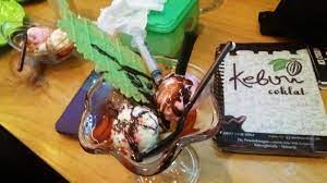 Tempat pariwisata kebun coklat balong bendo. Haya Zone Kuliner Krian Cafe Kebun Coklat