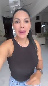 Darren Brenes's Instagram, Twitter & Facebook