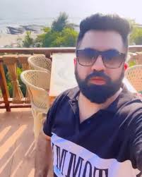 Nikhil Thakkar (@nikhil_ballers) · Instagram photos and Reels