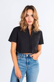 Black And White Striped Button Up Shirt Outfit Boxy Cropped Short Sleeve Button Up Crop Tshirt Outfit Cropped Shirt Outfit Shirt Outfit Summer