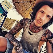 843 Vind Ik Leuks 7 Reacties Tattoo Fixers E4tattoofixers Op Instagram 39 Fun In The Sun With Tattoofixers Sketch Tattoo Fixers Tattoos Instagram