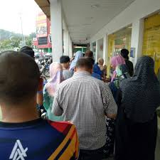 11, jalan sg 3/14, taman sri gombak, 68100 batu caves, selangor, malaizija. Maybank Batu Caves Taman Sri Gombak