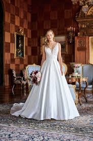Pick one with a skirt that is slightly flared or flow, she whether you're looking for a specific style or new designer to check out on your hunt for the perfect wedding dress, try starting with the beautiful. Wedding Dress Necklines For Your Body Shape Jasmine Bridal Blog