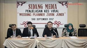 Jadual waktu solat shah alam waktu solat adalah peruntukan tempoh atau selang masa tertentu bagi masyarakat muslim menjalani syariat solat sama ada fardhu ataupun sunat. Zurin Jundi Didakwa Tipu Pelanggan Rm7 000 Mynewshub
